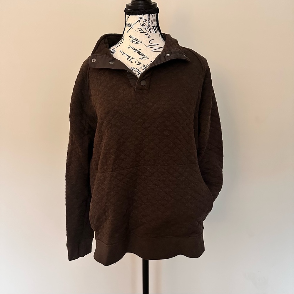 Eddie Bauer Men's Dark Brown Crewneck Sweater